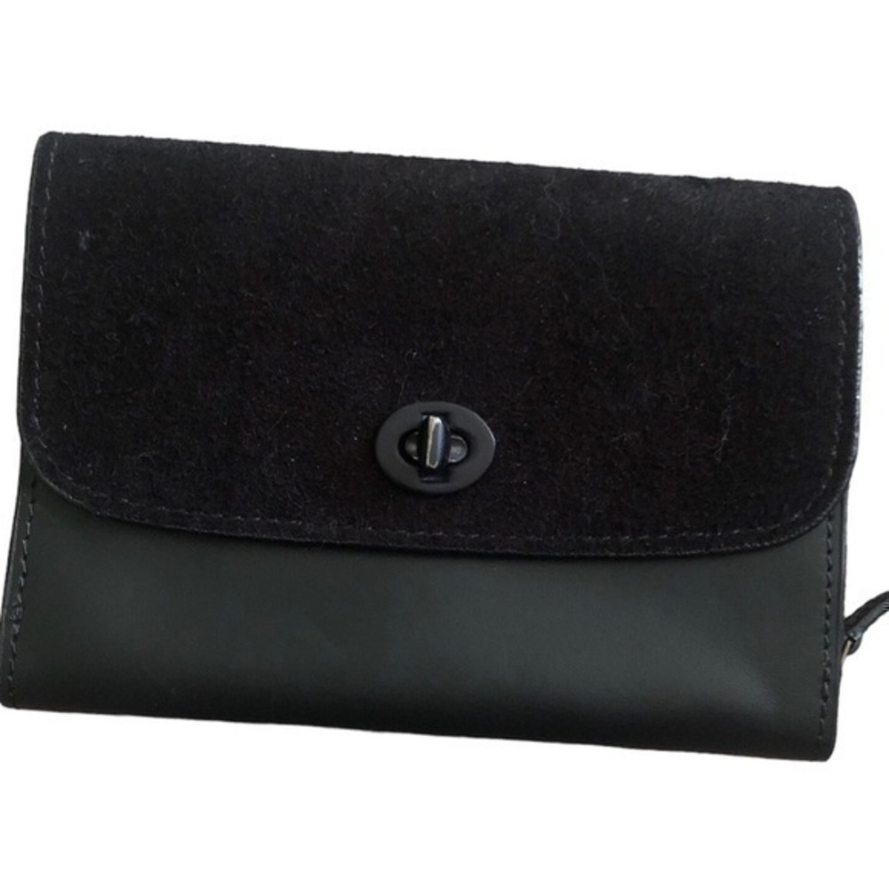 Kiko two-tone cross body purse.